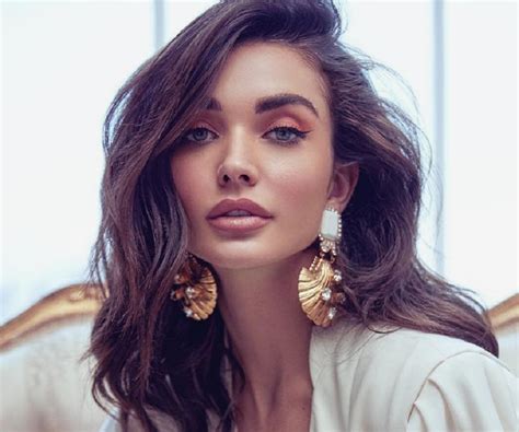 Amy Jackson Bio, Age, Family, Height, Husband, Net。